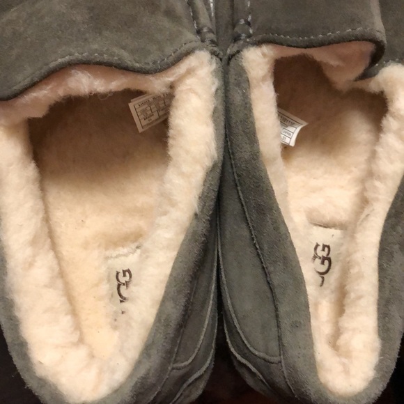 Ugg s  Flash  (one pair left) main image 9